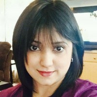 Annie Rizvi