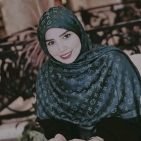 Zeinab Hussain