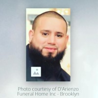Robertmalisha Benitez Santiago