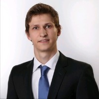 Dr. Florian Beham