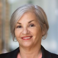 Robyn Waldman  (She/Her)