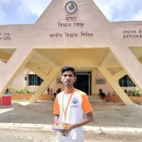 Binoy De