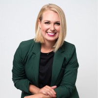 Chelsie Sweazy, Cpcu, Arm, Aic