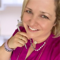Dr. Liz Bayer, PhD