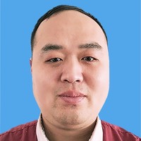 李乾龙