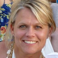 Lora Richardson
