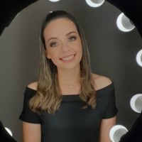 Elisangela Soares