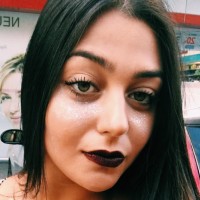 Emilly Neves