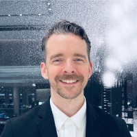 Chris R.