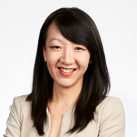 Julie Yu Zhou 周昱