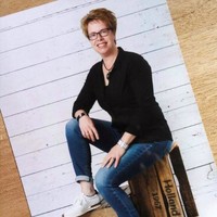 Nadine Van Brenk