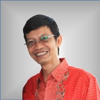 Willibrordus Surya
