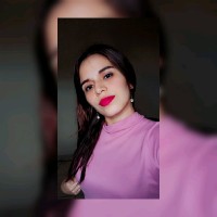 Nayeli G.