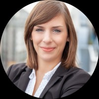 Julia Bade