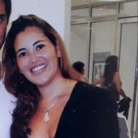 Debora Robles