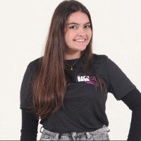 Julia Andrade