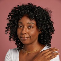 Angela Leslie