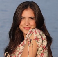 Julie Anton