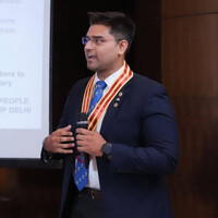 Dr.nitin Dhar Pt