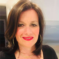 Jenny Hall