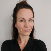 Linsey Miog