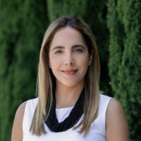 Elena Vera