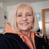 Julie Render