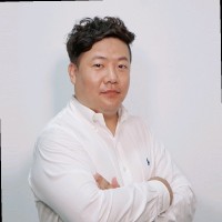 Sunkyu Lee