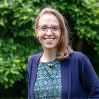 Dr. Med. Univ. Louisa Recker