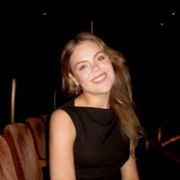 Caroline Davies