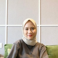 Ade Laksmi H.