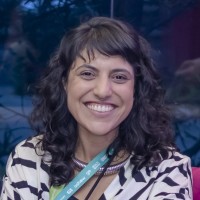 Myrna Comini