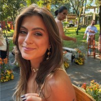 Luiza Albuquerque Queluz