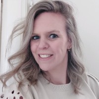 Simone Van Bussel