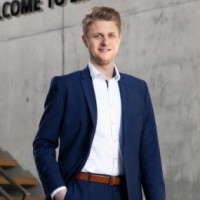Endre Szekacs