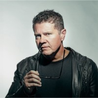 Lee Thomas Miller