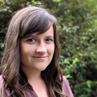 Emily Sugg, Mmb