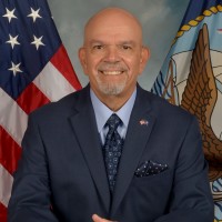Ed Gonzalez, Pe