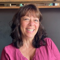 Debi Lynch