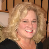 Debbie Everett