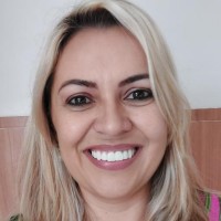 Ana Paula Henze Macedo