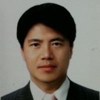 박인우