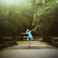 Annemieke Bruce