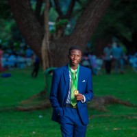 DAVID ADOM