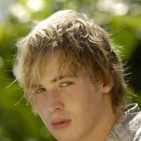 lewis Angus