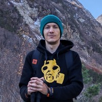 Александр Титов