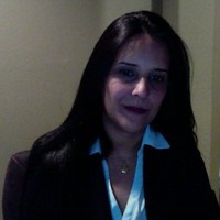 Gloria P Mora