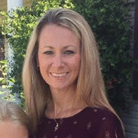 Jenna Lowe