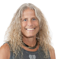 Debi Bull