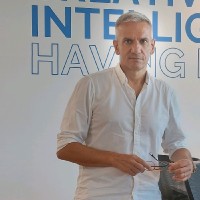 Xavier Obradors Gutiérrez